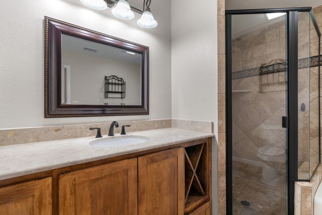 2013 Wood Trail, Azle, TX 76020