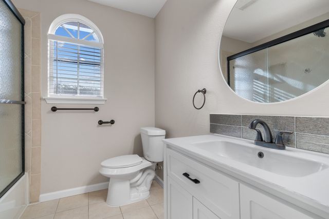 2013 Wood Trail, Azle, TX 76020