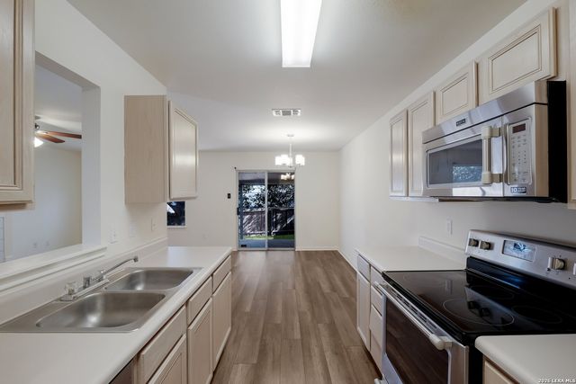 6047 Norse, San Antonio, TX 78240