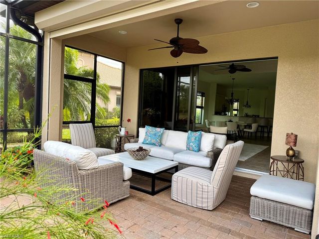 7476 Moorgate Point WAY, Naples, FL 34113