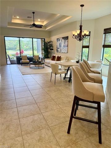 7476 Moorgate Point WAY, Naples, FL 34113
