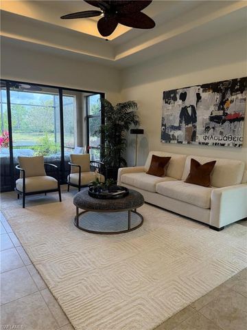 7476 Moorgate Point WAY, Naples, FL 34113