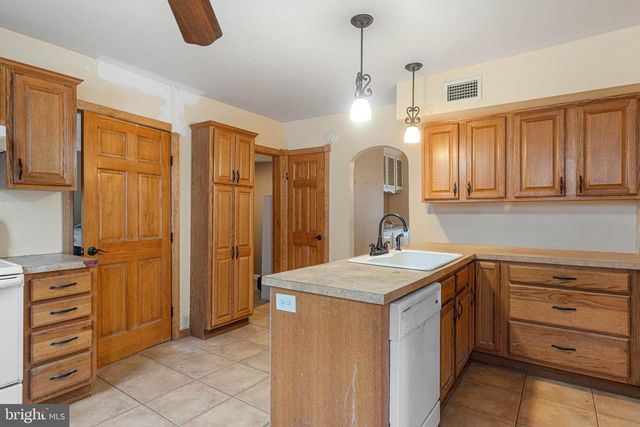 412 E STATE ST, Delmar, MD 21875