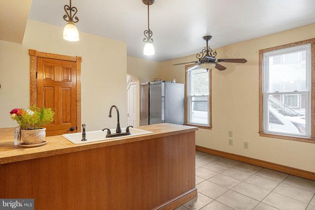 412 E STATE ST, Delmar, MD 21875