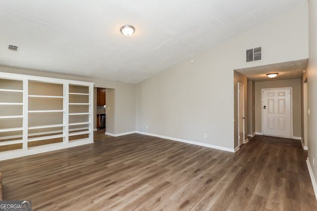 5913 Clate Court, Ellenwood, GA 30294