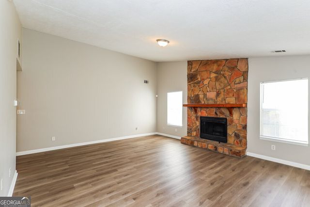 5913 Clate Court, Ellenwood, GA 30294