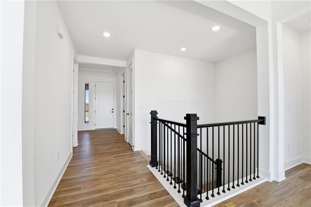 1803 NW 104th Terrace, Kansas City, MO 64155