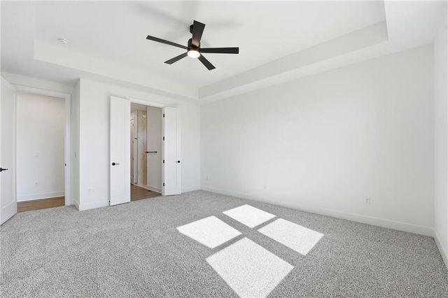 1803 NW 104th Terrace, Kansas City, MO 64155