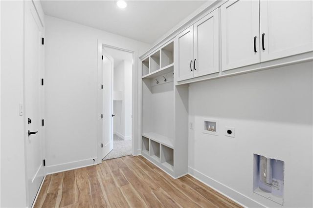1803 NW 104th Terrace, Kansas City, MO 64155