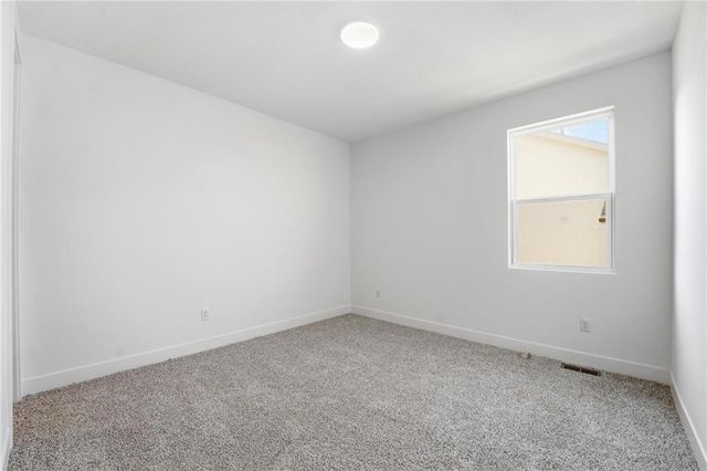 1803 NW 104th Terrace, Kansas City, MO 64155