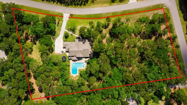 10626 Crystal Cove Drive, Magnolia, TX 77354
