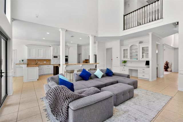 10626 Crystal Cove Drive, Magnolia, TX 77354