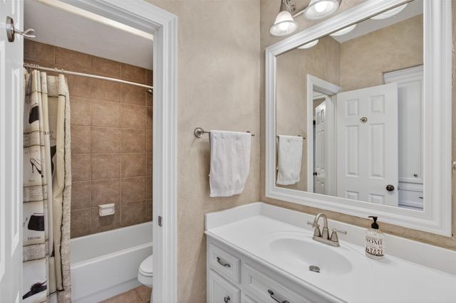 10626 Crystal Cove Drive, Magnolia, TX 77354