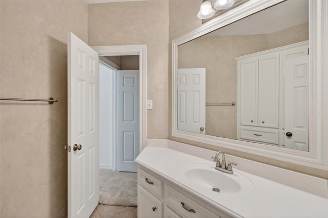 10626 Crystal Cove Drive, Magnolia, TX 77354