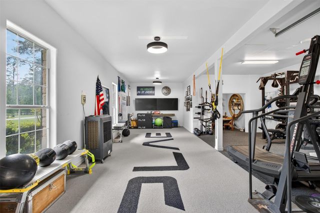 10626 Crystal Cove Drive, Magnolia, TX 77354