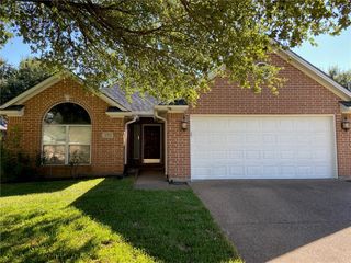 3712 Ardenne Ct, College Station, TX 77845