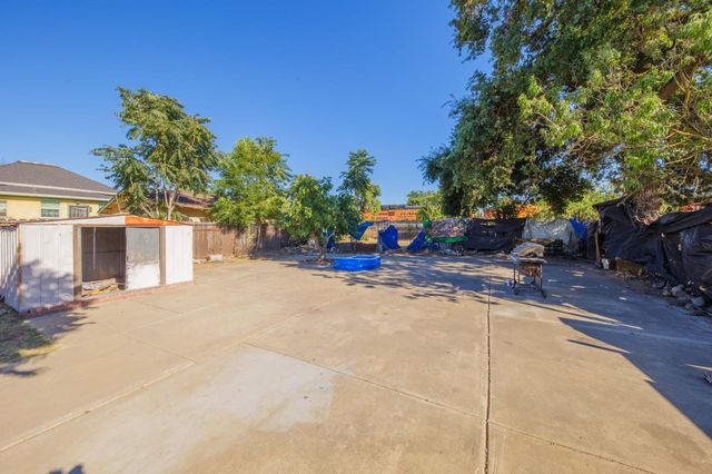 1628 E Scotts Ave, Stockton, CA 95205