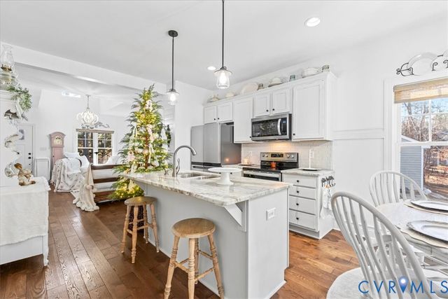 2710 Rocky Oak Rd, Powhatan, VA 23139