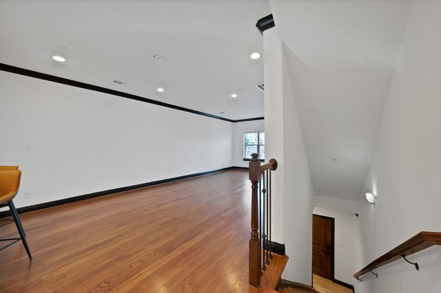 5747 Prospect Avenue B, Dallas, TX 75206