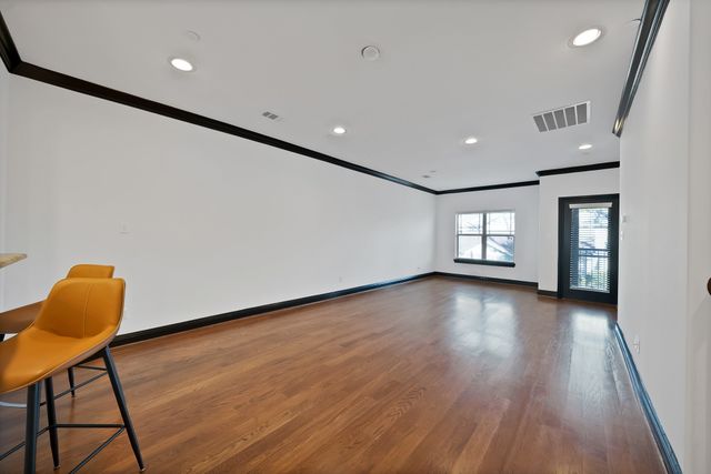 5747 Prospect Avenue B, Dallas, TX 75206