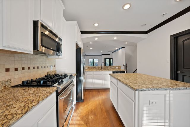 5747 Prospect Avenue B, Dallas, TX 75206