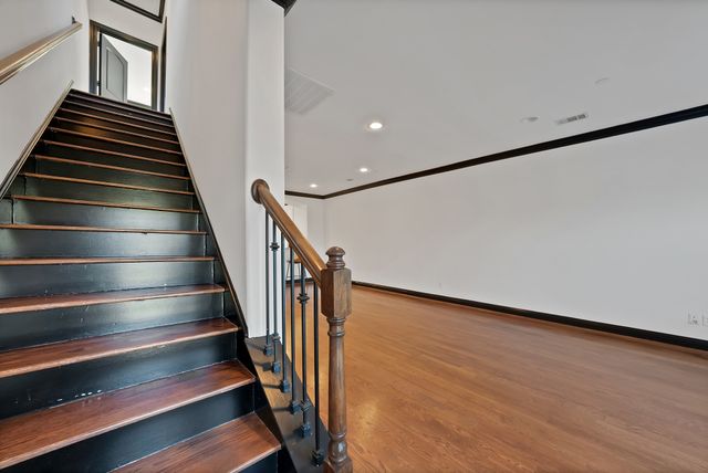 5747 Prospect Avenue B, Dallas, TX 75206