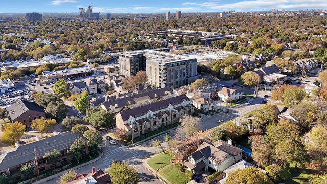 5747 Prospect Avenue B, Dallas, TX 75206