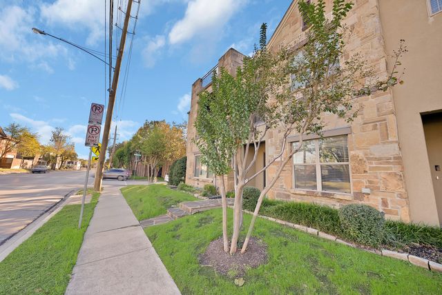 5747 Prospect Avenue B, Dallas, TX 75206