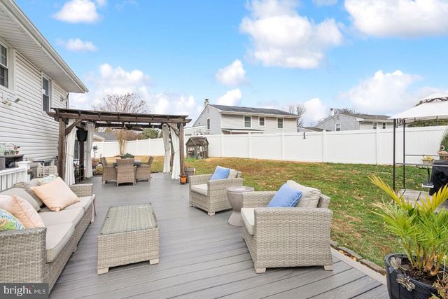 13 BELMONT RD, Bellmawr, NJ 08031