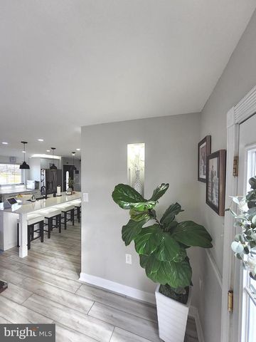 13 BELMONT RD, Bellmawr, NJ 08031