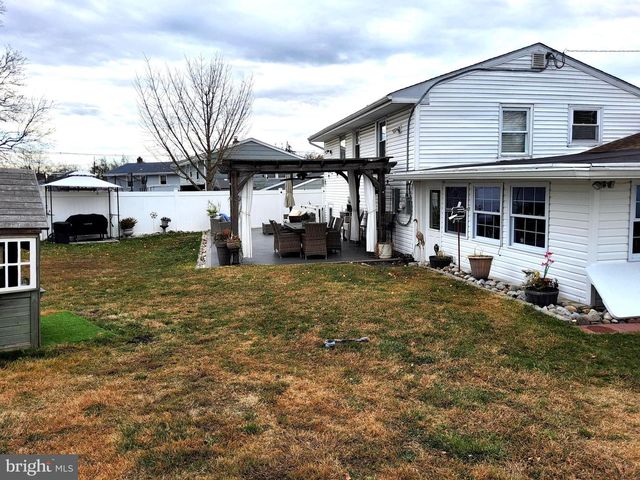 13 BELMONT RD, Bellmawr, NJ 08031