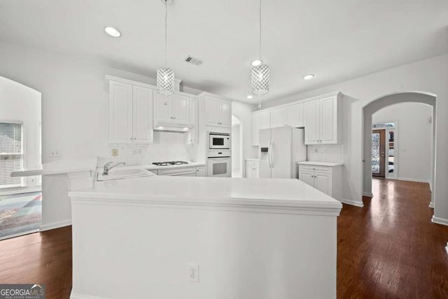 2212 Snug Harbor NE, Marietta, GA 30066