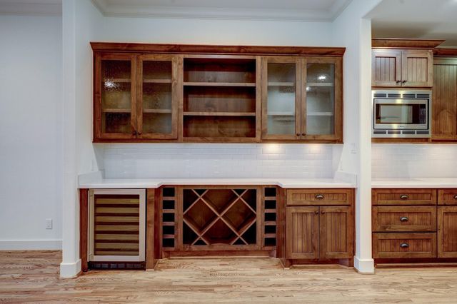 2409 W Morse Street, Houston, TX 77019