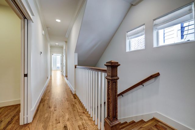 2409 W Morse Street, Houston, TX 77019