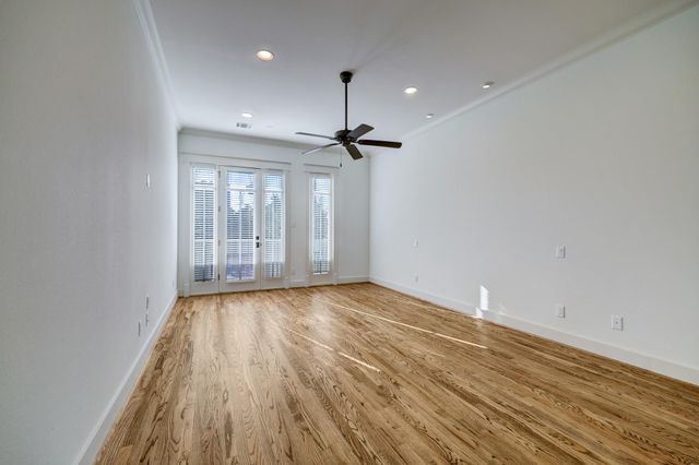 2409 W Morse Street, Houston, TX 77019