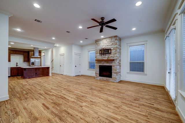 2409 W Morse Street, Houston, TX 77019