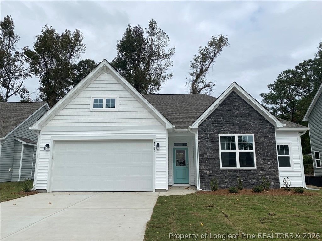 4526 Bunkers Bay Lane, Hope Mills, NC 28371 — exterior