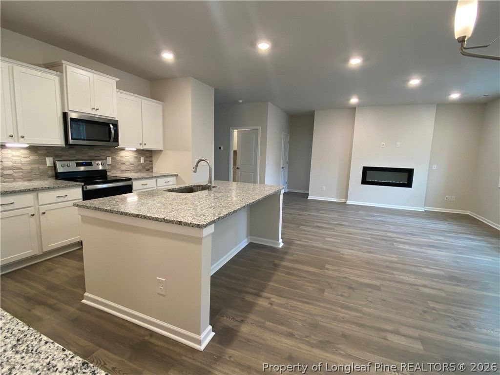 4526 Bunkers Bay Lane, Hope Mills, NC 28371 — photo 5