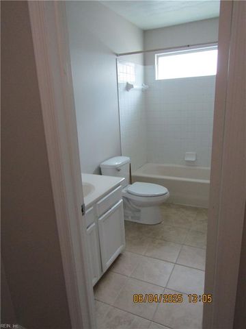 808 Needlerush CT, Chesapeake, VA 23320