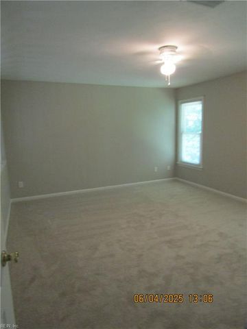 808 Needlerush CT, Chesapeake, VA 23320