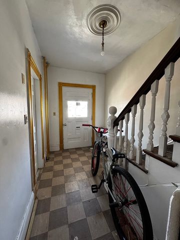16 Reynolds Avenue 2, Chelsea, MA 02150