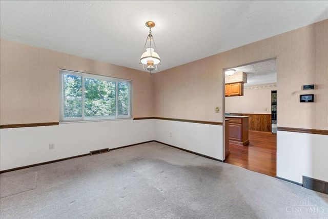1674 Foxwood Trail, Miami Twp, OH 45140