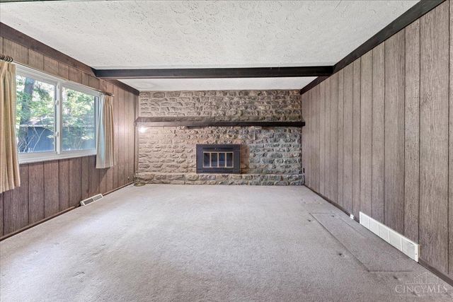 1674 Foxwood Trail, Miami Twp, OH 45140