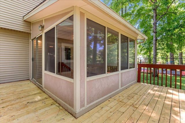 1674 Foxwood Trail, Miami Twp, OH 45140