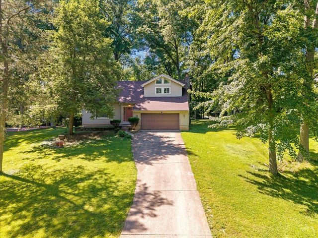 1674 Foxwood Trail, Miami Twp, OH 45140