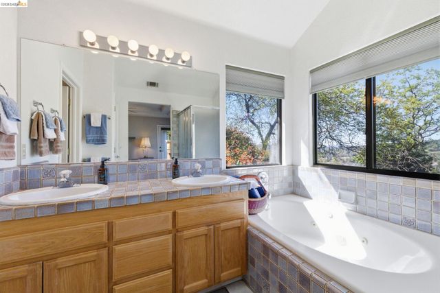 13207 Sylva Ln, Sonora, CA 95370