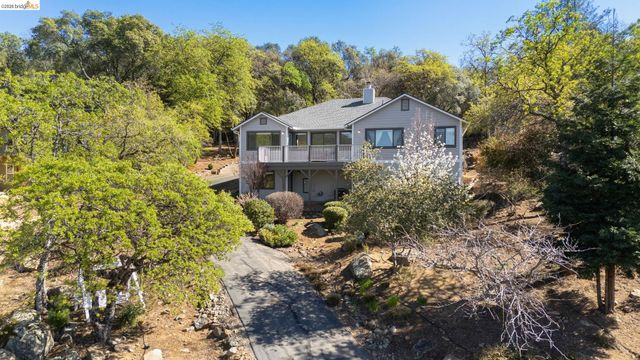 13207 Sylva Ln, Sonora, CA 95370