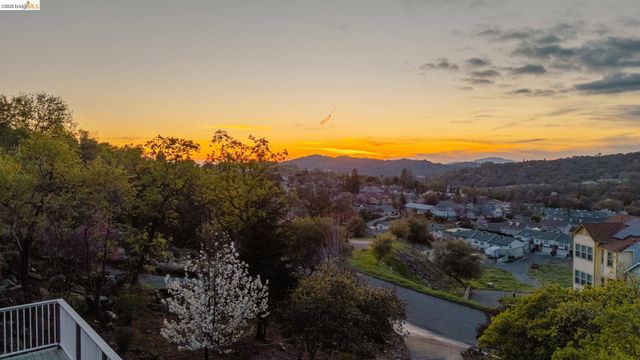 13207 Sylva Ln, Sonora, CA 95370