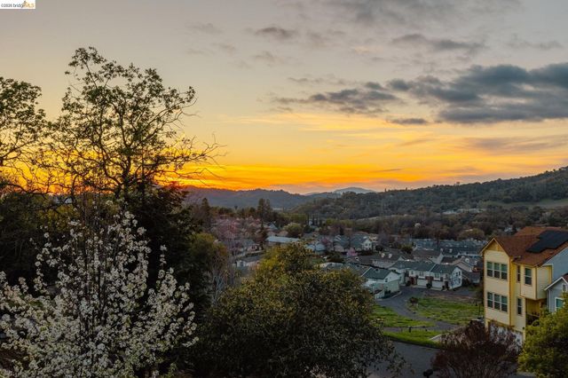 13207 Sylva Ln, Sonora, CA 95370