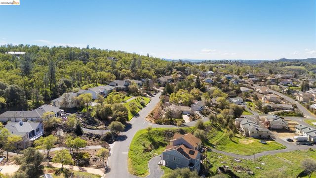 13207 Sylva Ln, Sonora, CA 95370